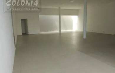 Imagem: O depósito possui 2 Vagas na garagem, 449m² de Área, Imóvel