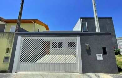 Imagem: A casa possui 2 Dormitórios, 2 Banheiros, 80m² de Área e