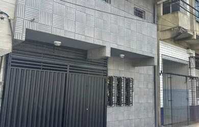 Imagem: A casa possui 2 Dormitórios, 1 Vaga na garagem, 90m² de Área