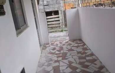 Imagem 2: Aluga-se casa. Varanda, 1 Banheiroe1 Dormitório