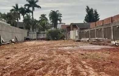 Imagem: A casa em condomínio possui 1 Dormitório, 1 Banheiro, 530m²