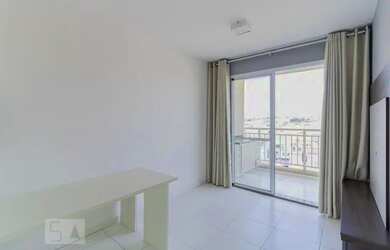 Imagem: O apartamento possui 1 Dormitório, 1 Banheiro, 1 Vaga na garagem