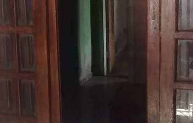 Imagem: A casa possui 2 Dormitórios, 1 Banheiro e está localizado