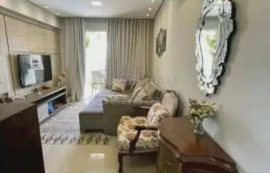 Imagem: O apartamento possui 2 Dormitórios, 2 Banheiros, 2 Vagas na