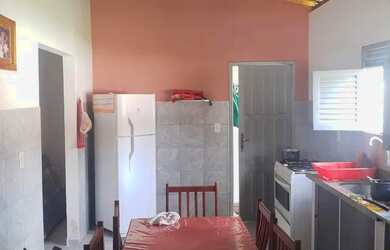 Imagem 11: Casa. Piscina, Churrasqueira, 4 Vagas na garageme3 Dormitórios