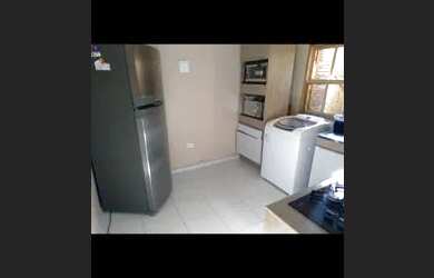 Imagem: A casa possui 2 Dormitórios, 1 Banheiro e está localizado