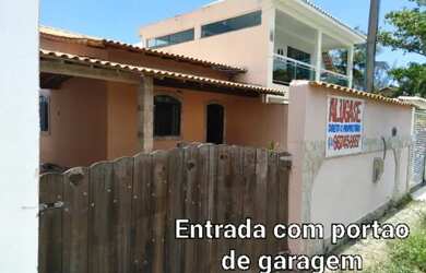 Imagem: A casa possui 2 Dormitórios, 2 Banheiros, 3 Vagas na garagem