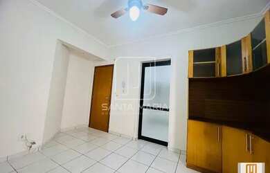 Imagem: O apartamento possui 1 Dormitório, 1 Banheiro, 1 Vaga na garagem