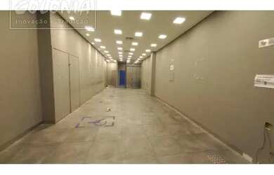 Imagem: O depósito possui 240m² de Área e está localizado em Centro