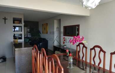 Imagem: O apartamento possui 3 Dormitórios, 2 Banheiros, 2 Vagas na