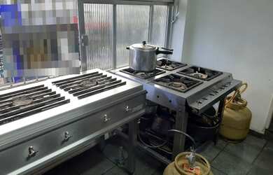 Imagem: O depósito à venda e está localizado em Centro, Barbacena