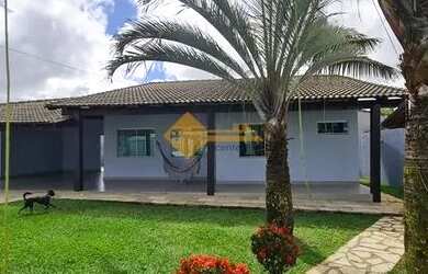 Imagem: A casa em condomínio possui 4 Dormitórios, 4 Banheiros, 5