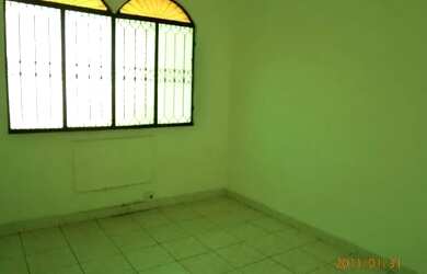 Imagem 4: Apart. de Frente R$ 1.000,00 Centro Santa Cruz , ao lado do Prezunic