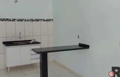 Imagem: A casa possui 1 Dormitório, 1 Banheiro, 40m² de Área e está