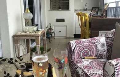 Imagem: O apartamento possui 3 Dormitórios, 2 Banheiros, 2 Vagas na