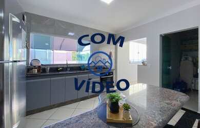 Imagem: A casa em condomínio possui 3 Dormitórios, 3 Banheiros, 4