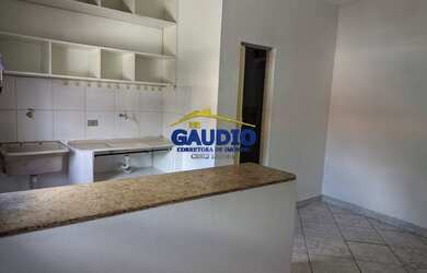 Imagem: O apartamento possui 1 Dormitório, 1 Banheiro, 40m² de Área