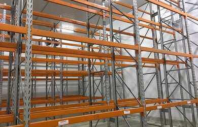 Imagem: O depósito possui 930m² de Área e está localizado em Área