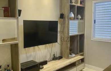 Imagem: O apartamento possui 3 Dormitórios, 1 Banheiro, 2 Vagas na