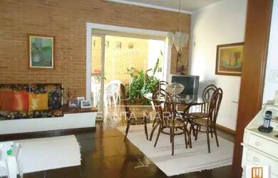 Imagem: O depósito à venda possui 3 Vagas na garagem e 350m² de Área