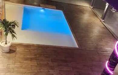 Imagem 2: Casa de festa. 500m² de Área, 5 Vagas na garageme1 Dormitório