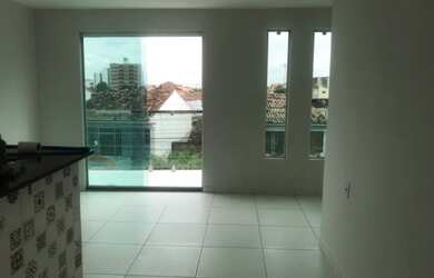 Imagem: O apartamento possui 2 Dormitórios e 1 Banheiro e está localizado