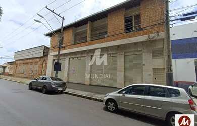 Imagem: O depósito possui 2200m² de Área e está localizado em Jardim