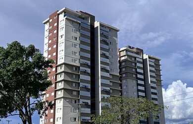 Imagem: O apartamento possui 3 Dormitórios, 2 Banheiros, 2 Vagas na
