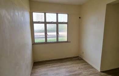 Imagem 5: Jornalista - 2 qts 2 andar em frente a Fametro