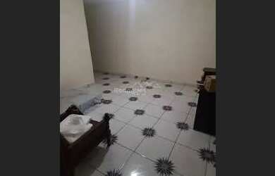 Imagem: A casa possui 2 Dormitórios, 2 Banheiros, 1 Vaga na garagem