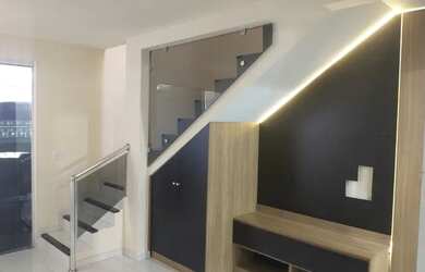 Imagem: A casa possui 2 Dormitórios, 2 Banheiros, 1 Vaga na garagem