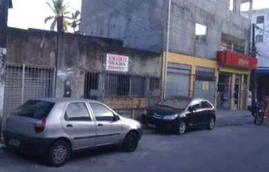 Imagem: A casa possui 2 Dormitórios, 2 Banheiros, 4 Vagas na garagem