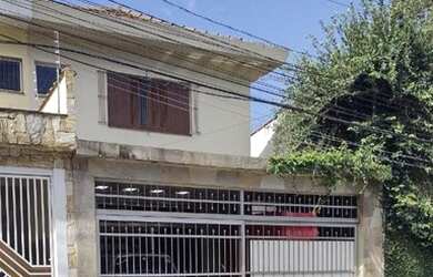 Imagem: A casa possui 2 Dormitórios, 3 Banheiros, 2 Vagas na garagem