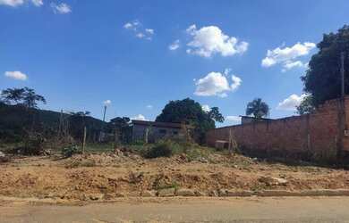 Imagem: O terreno possui 435m² de Área e está localizado em Jardim