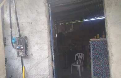 Imagem: A casa possui 2 Dormitórios, 1 Banheiro e está localizado