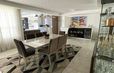 Imagem: O apartamento possui 3 Dormitórios, 4 Banheiros, 2 Vagas na