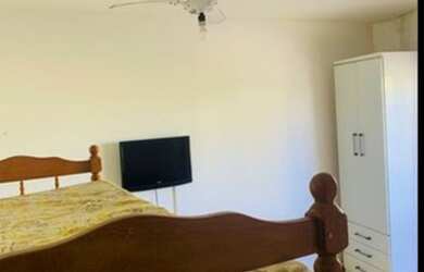 Imagem: A casa possui 1 Dormitório, 1 Banheiro, 60m² de Área e está