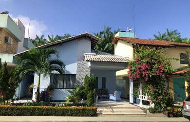 Imagem: A casa em condomínio possui 3 Dormitórios, 4 Banheiros, 200m²