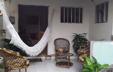 Imagem: A casa possui 2 Dormitórios, 1 Banheiro, 80m² de Área e