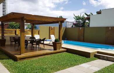 Imagem 2: Casa Praia Arroio do Sal. Piscina, Churrasqueira, Imóvel mobiliadoeVaranda