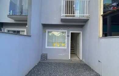 Imagem: A casa possui 2 Dormitórios, 2 Banheiros, 1 Vaga na garagem