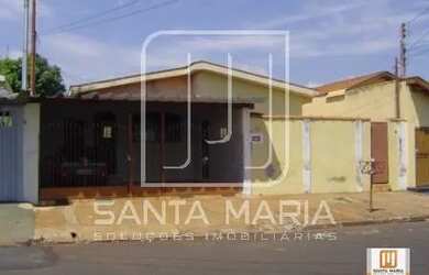 Imagem: A casa possui 3 Dormitórios, 3 Banheiros, 2 Vagas na garagem