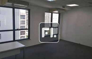Imagem 5: Conjunto, 226 m² - venda por R$ 2.640.000,03 ou aluguel por R$ 13.200,00/mês...