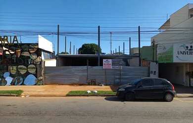 Imagem: O depósito possui 4 Vagas na garagem, 400m² de Área, Imóvel