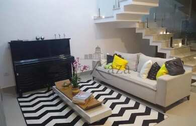 Imagem: A casa possui 5 Dormitórios, 4 Banheiros, 3 Vagas na garagem