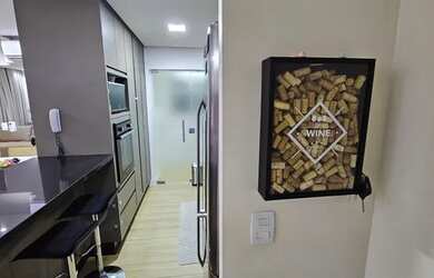 Imagem: O apartamento possui 3 Dormitórios, 2 Banheiros, 2 Vagas na