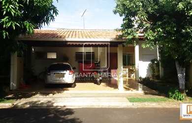 Imagem: A casa em condomínio possui 3 Dormitórios, 2 Banheiros, 3