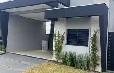 Imagem: A casa em condomínio possui 3 Dormitórios, 2 Banheiros, 2