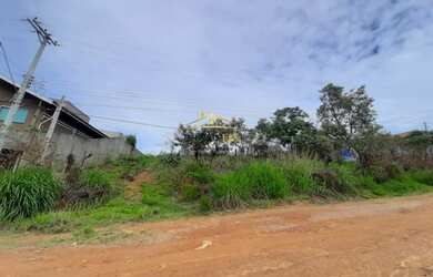 Imagem: O terreno à venda possui 1000m² de Área e está localizado