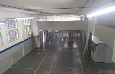 Imagem: O depósito possui 1.365m² de Área e está localizado em